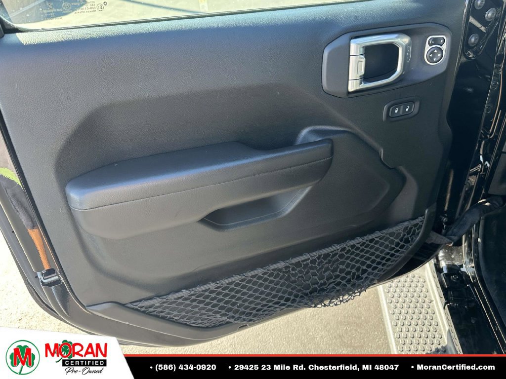 Used 2020 Jeep Wrangler Sport AWD/4WD image 13