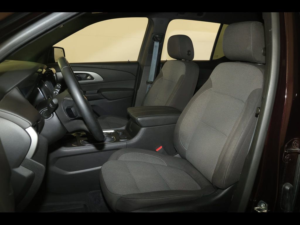 Used 2023 Chevrolet Traverse LT w/ LPO, Floor Liner Package image 24