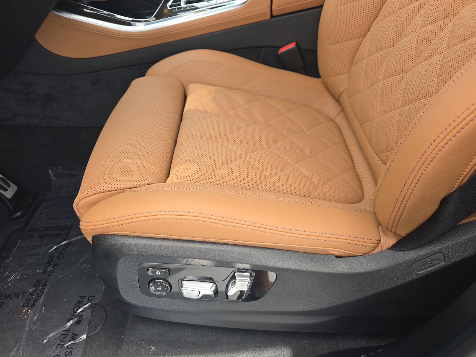 New 2026 BMW X5 xDrive50e w/ M Sport Package AWD/4WD image 13