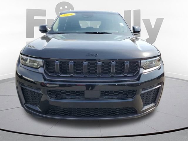 New 2026 Jeep Grand Cherokee Altitude AWD/4WD image 8