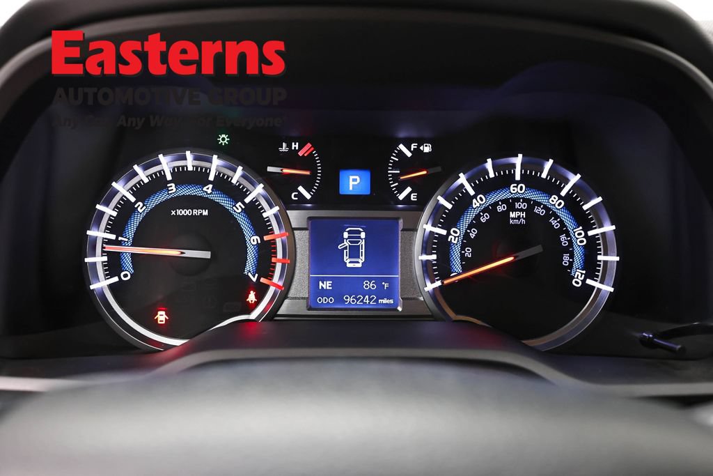 Used 2015 Toyota 4Runner SR5 AWD/4WD image 17