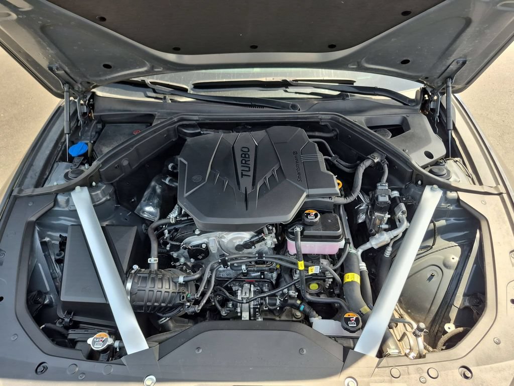 Used 2025 Genesis G70 2.5T RWD image 35