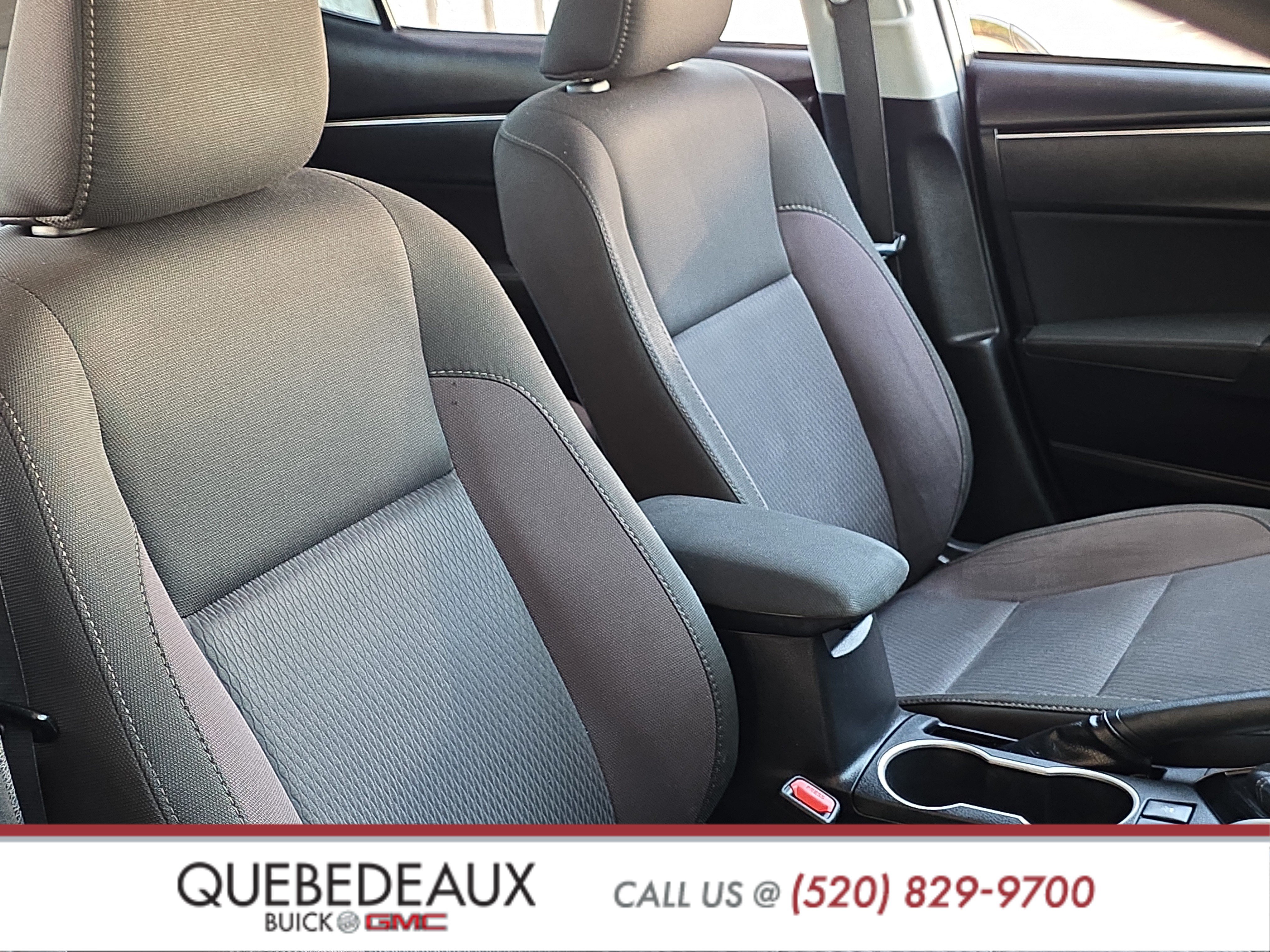 Used 2017 Toyota Corolla LE w/ Carpet Mat Package (TMS) FWD image 27