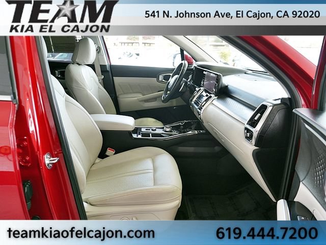 Certified 2023 Kia Sorento SX Prestige AWD/4WD image 12