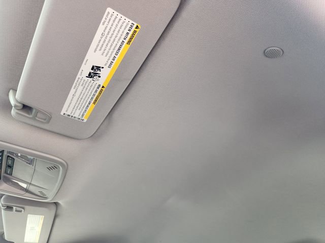 Used 2024 Chevrolet Malibu LT image 25