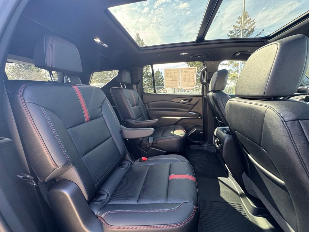 Used 2026 Chevrolet Traverse RS w/ LPO, Floor Liner Package AWD/4WD image 37