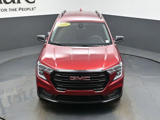 Used 2023 GMC Terrain SLE w/ Driver Convenience Package image 58