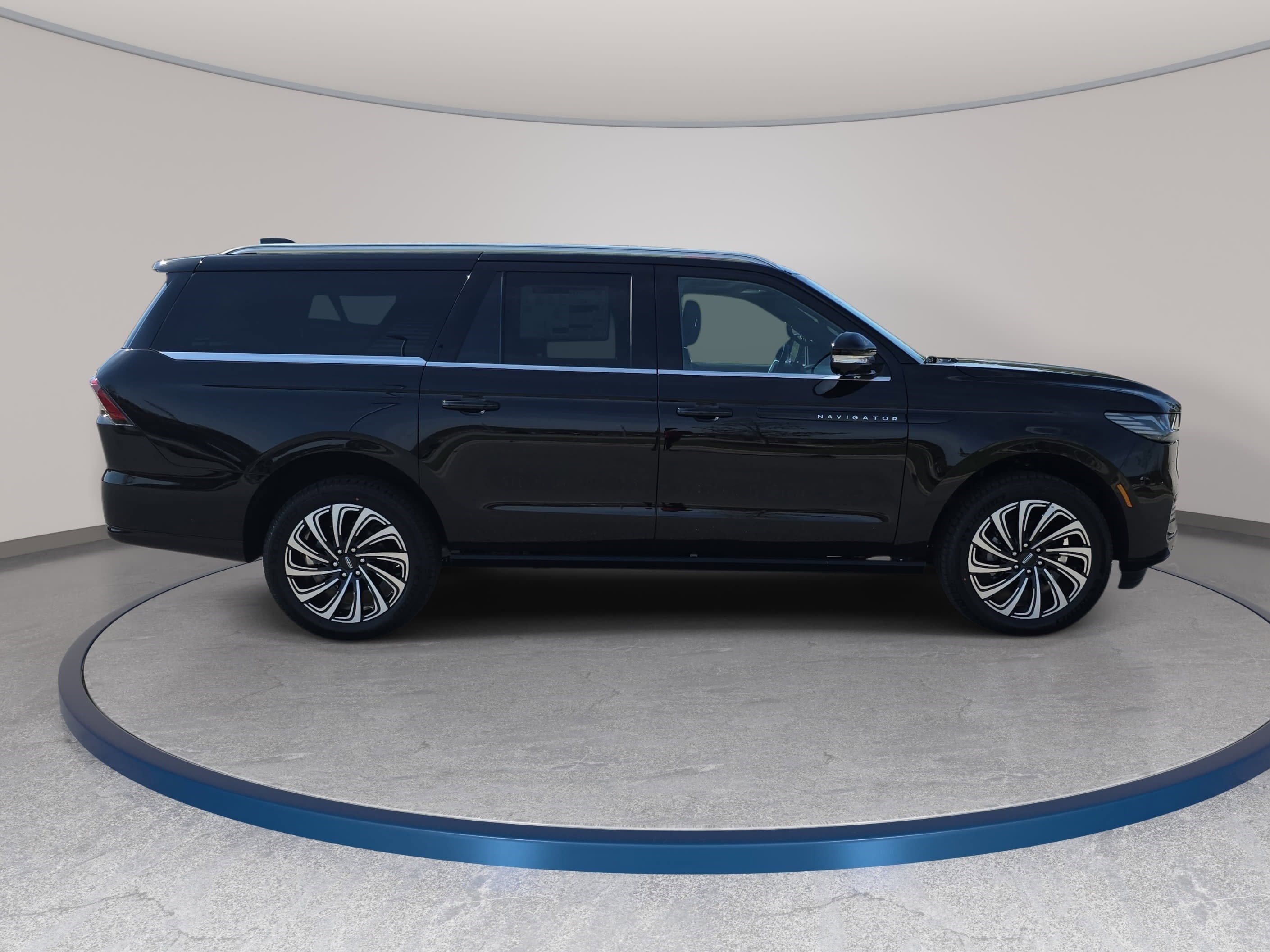 New 2026 Lincoln Navigator L Black Label image 4