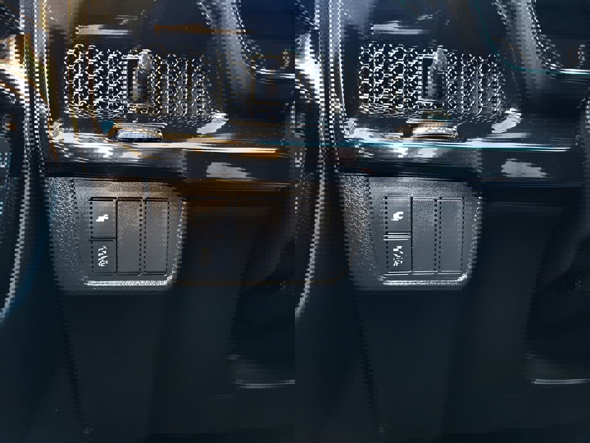 Used 2024 Honda CR-V EX-L image 29