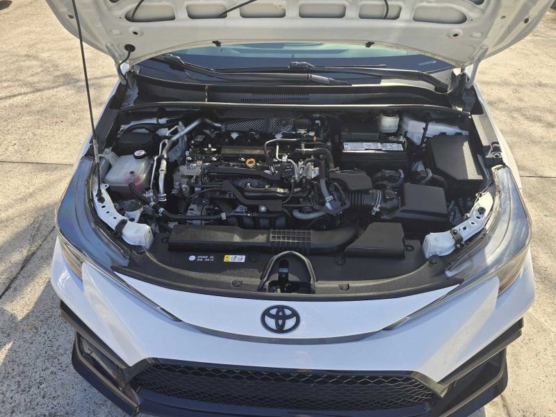 Used 2021 Toyota Corolla SE image 36