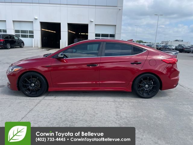 Used 2017 Hyundai Elantra Sport w/ Sport Premium Package 06 FWD image 2