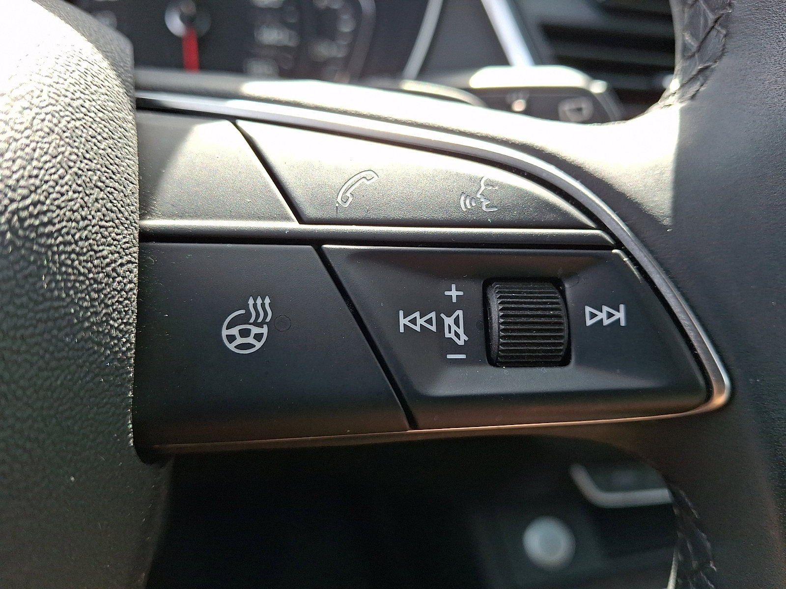 Used 2021 Audi Q5 Premium image 23