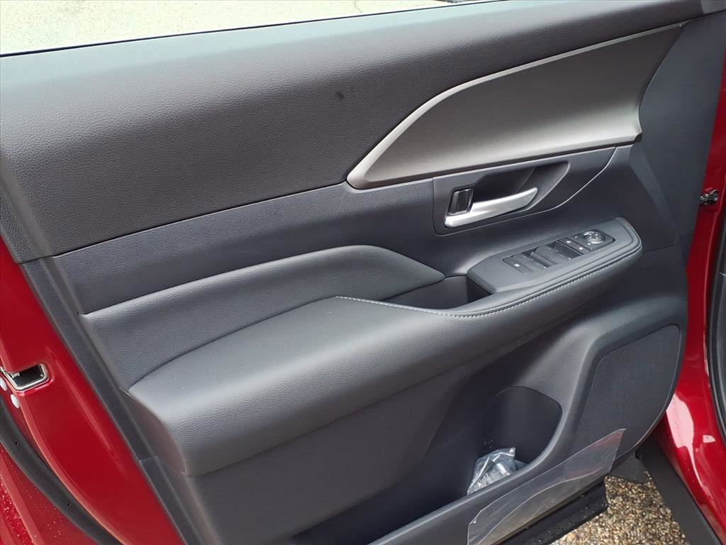 New 2026 Toyota Grand Highlander XLE image 7