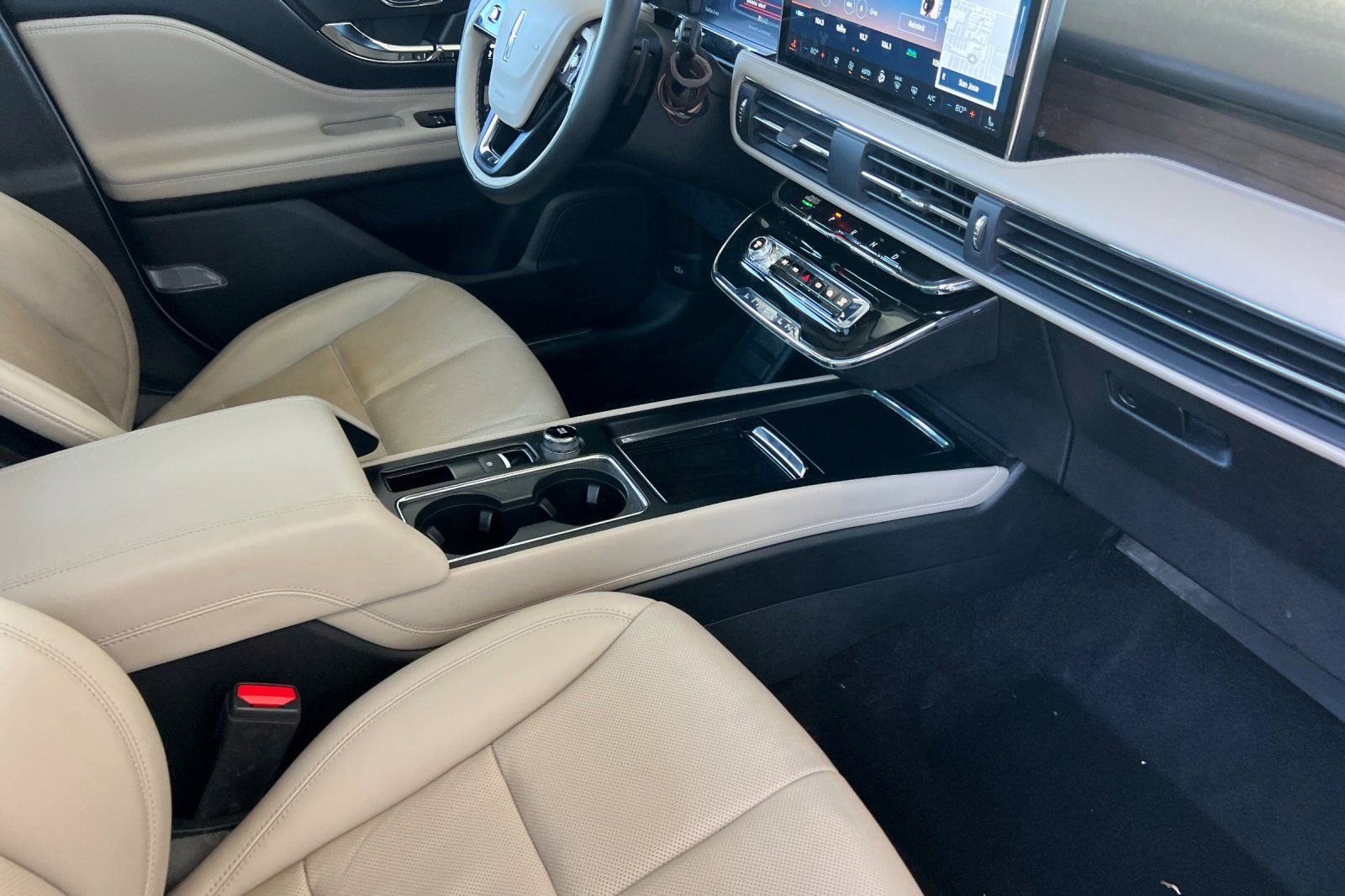 Certified 2025 Lincoln Corsair Grand Touring w/ Equipment Group 301A image 16