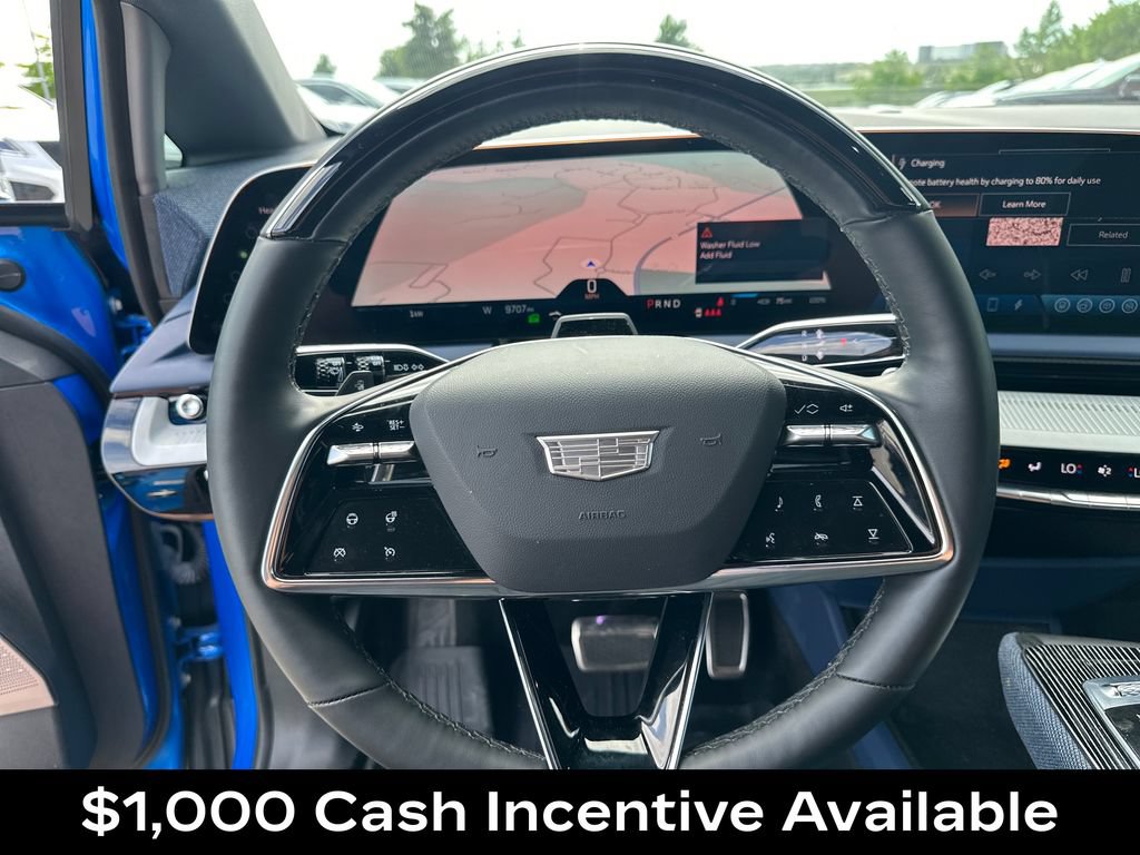 New 2025 Cadillac Optiq Luxury 2 w/ LPO, Floor Liner Package AWD/4WD image 24