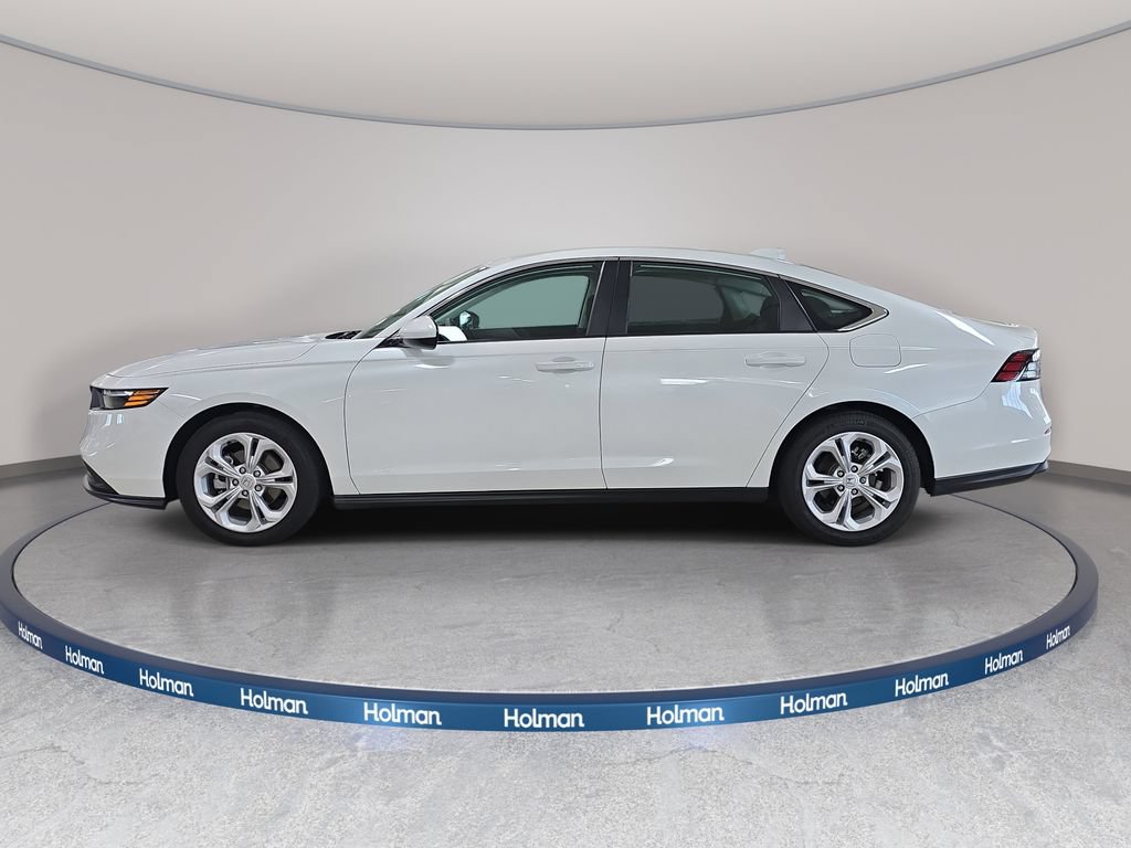 Used 2025 Honda Accord LX image 11