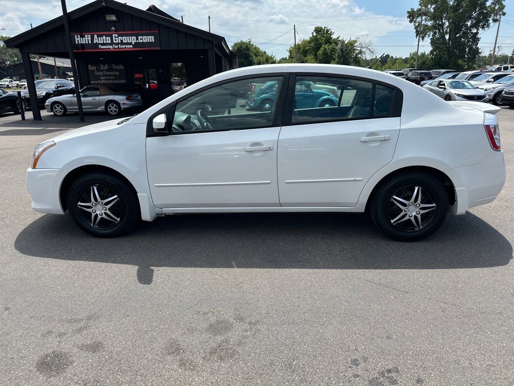 Used 2011 Nissan Sentra 2.0 image 6