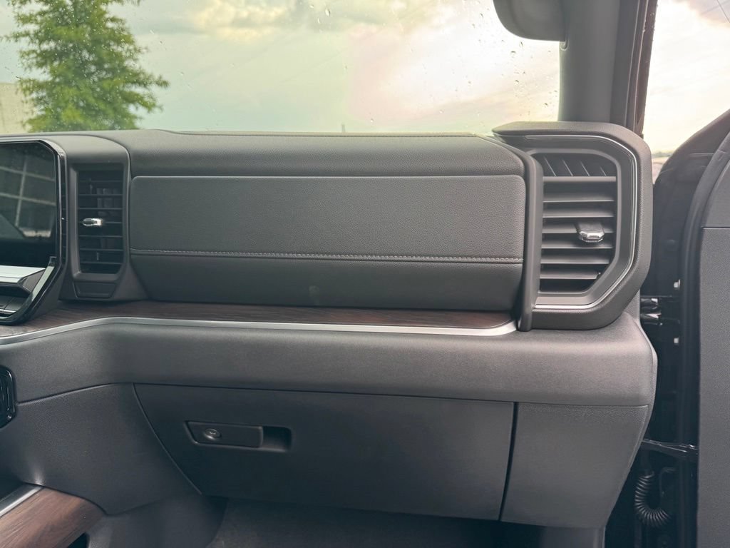 New 2026 GMC Sierra 1500 SLT w/ SLT Premium Plus Package AWD/4WD image 21