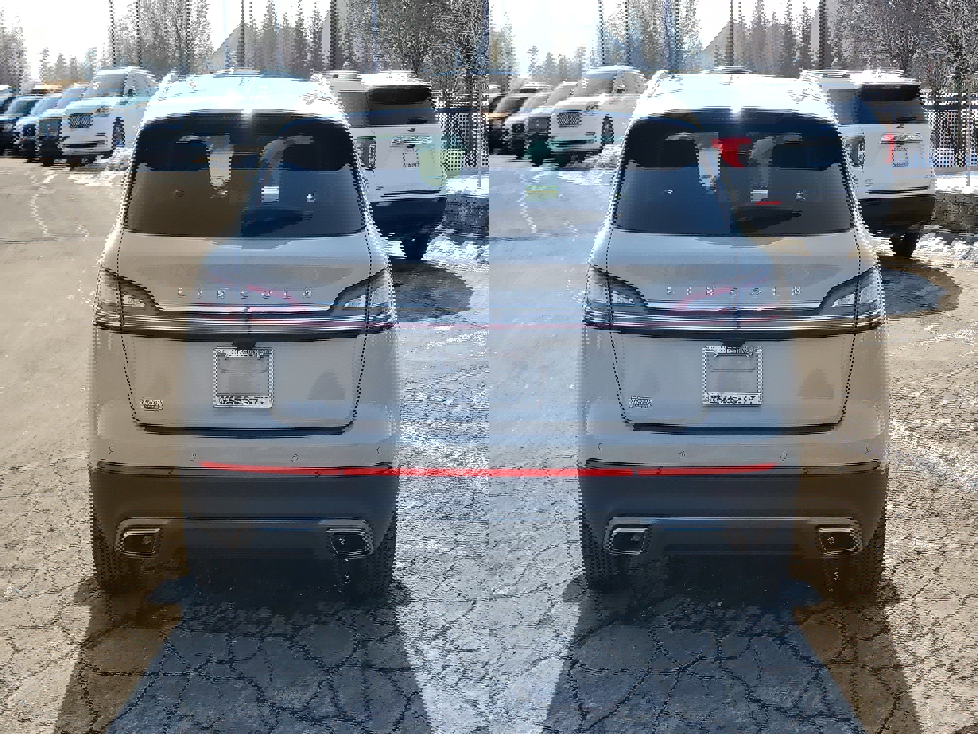 Certified 2023 Lincoln Nautilus Reserve w/ Equipment Group 201A image 5