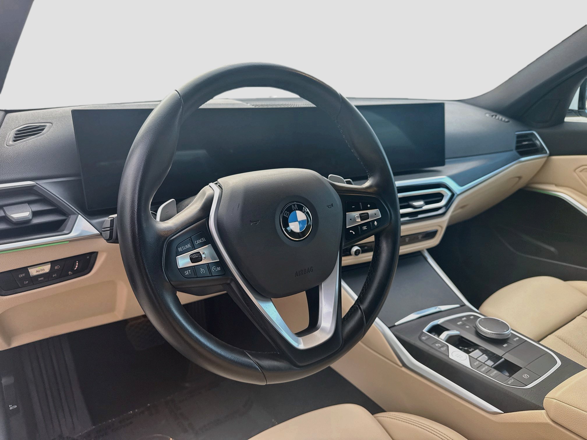 Used 2024 BMW 330i Sedan w/ Convenience Package RWD image 9