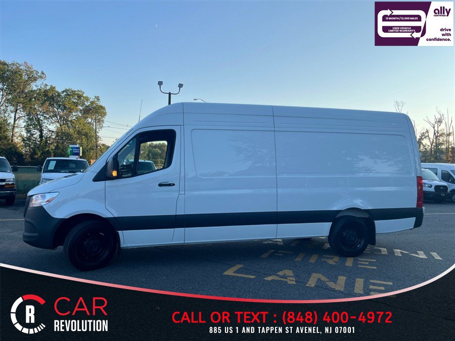 Used 2025 Mercedes-Benz Sprinter 2500 image 4