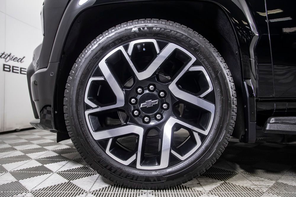 Used 2024 Chevrolet Silverado EV RST AWD/4WD image 38