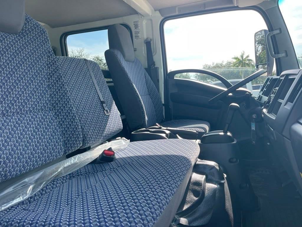 New 2024 Chevrolet Low Cab Forward image 10