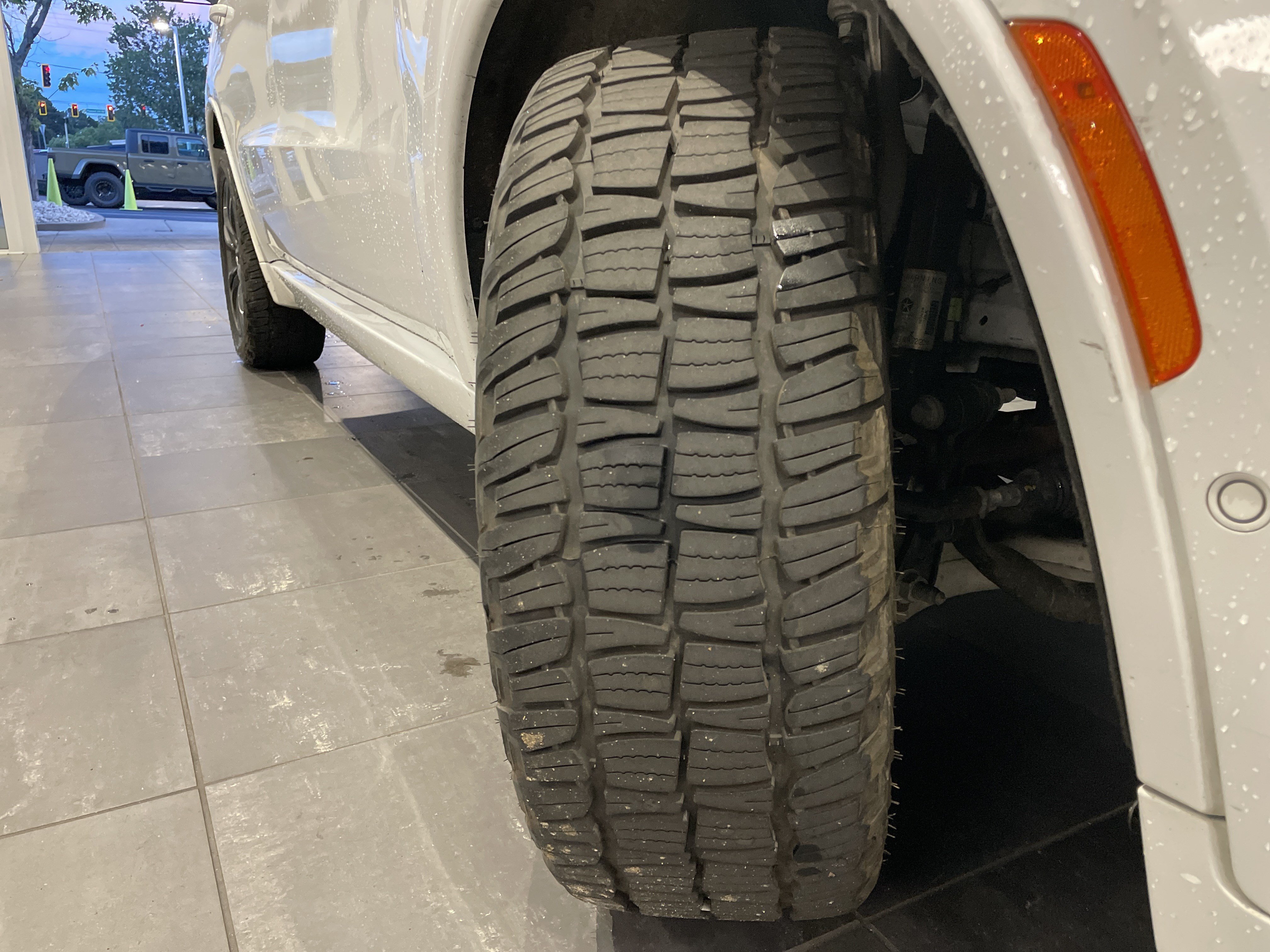 Used 2022 Dodge Durango R/T w/ Blacktop Package AWD/4WD image 13