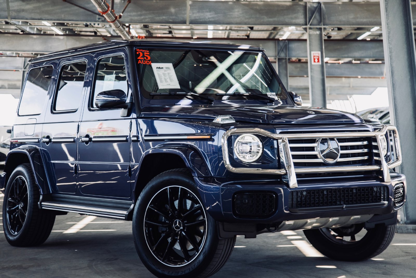Used 2025 Mercedes-Benz G 550 image 3