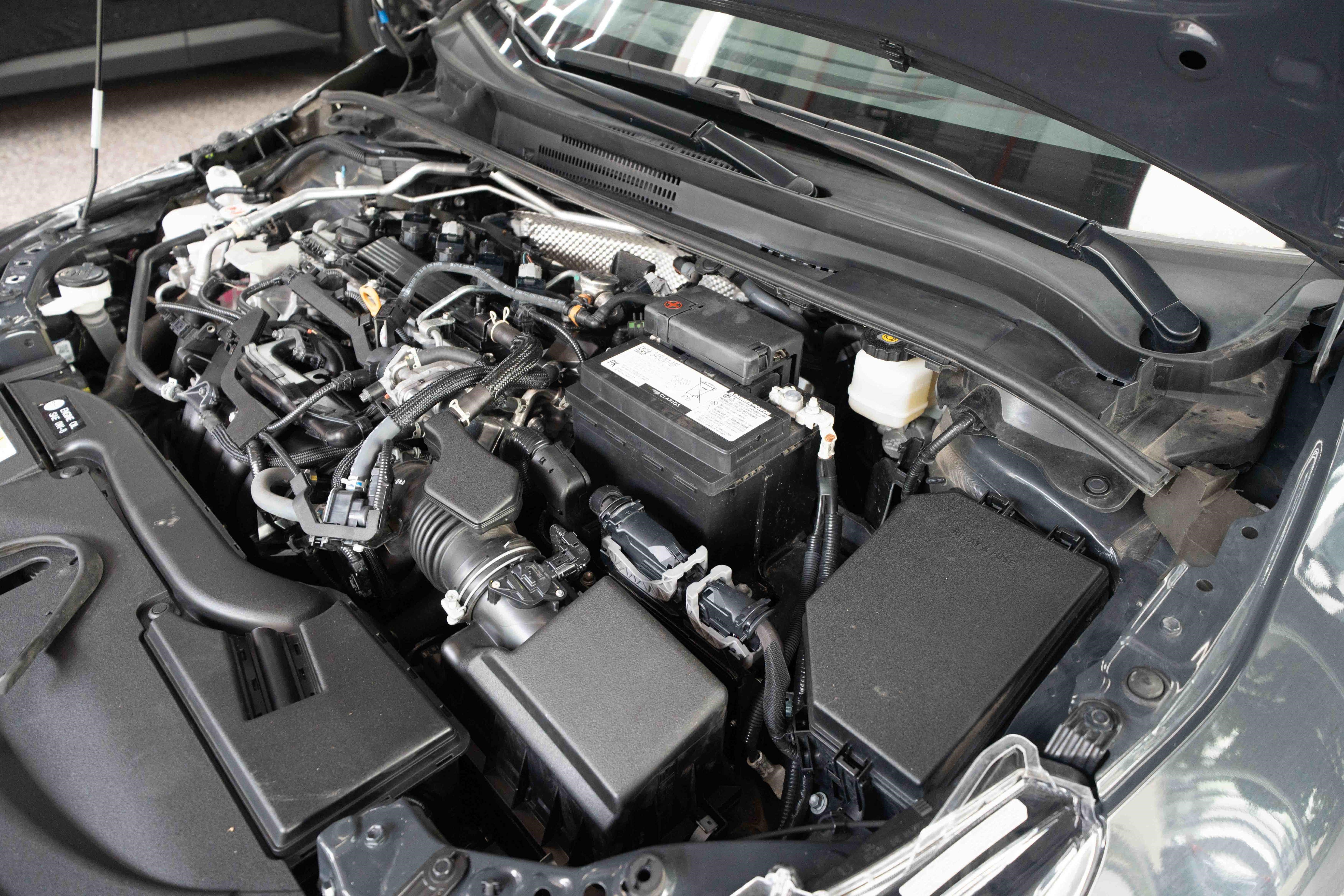 Used 2025 Toyota Corolla LE FWD image 32