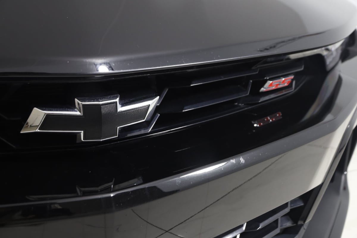 Used 2023 Chevrolet Camaro SS RWD image 19