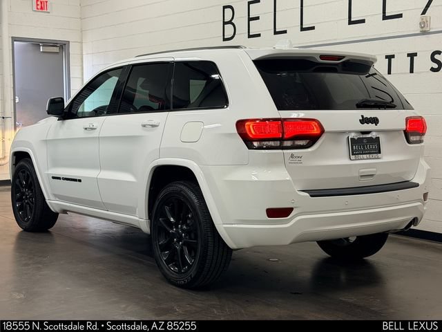 Used 2022 Jeep Grand Cherokee Laredo X RWD image 6