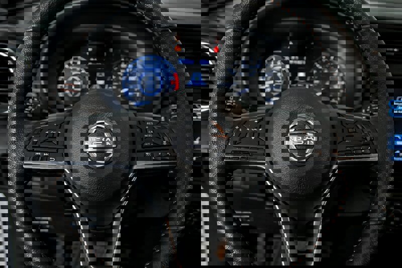 Used 2024 Nissan Kicks SR w/ SR Premium Package image 23