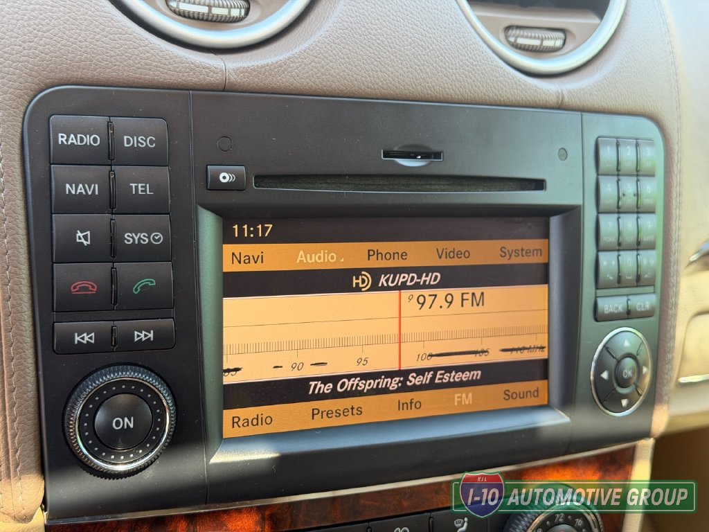 Used 2012 Mercedes-Benz GL 450 4MATIC image 30