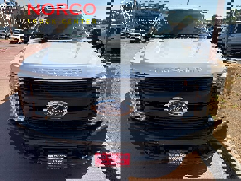 Used 2019 Ford F250 XL w/ Power Equipment Group image 3