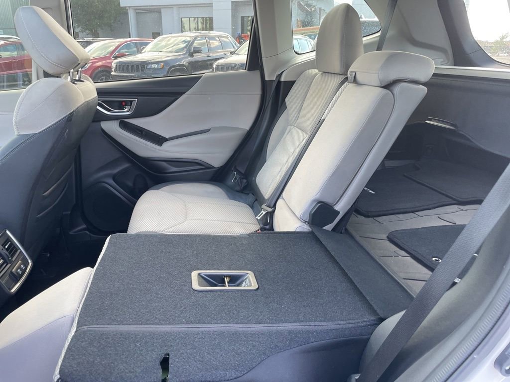 Used 2024 Subaru Forester Premium image 31