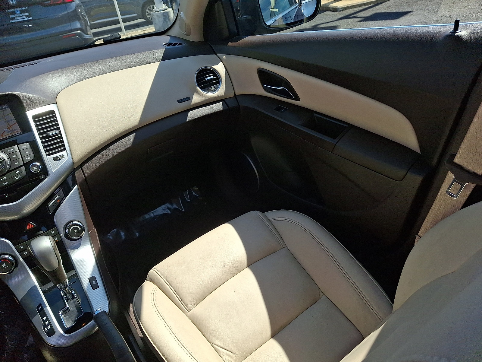 Used 2014 Chevrolet Cruze LTZ w/ Sun, Sound and Sport Package FWD image 12