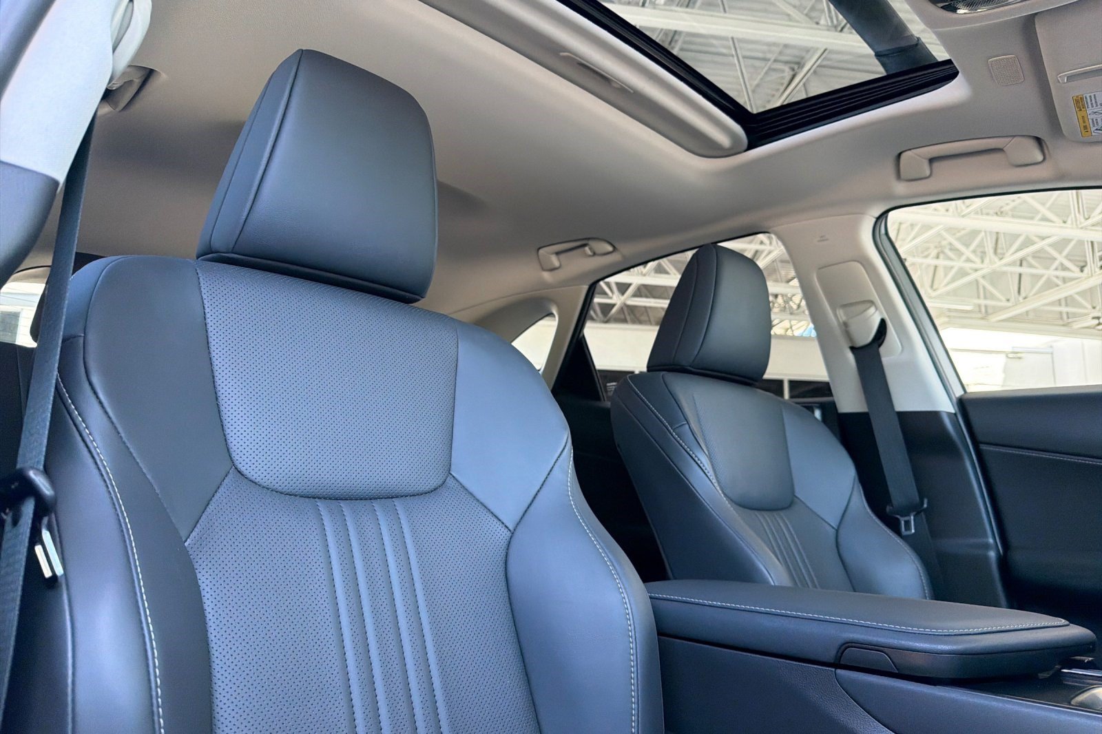 Certified 2025 Lexus NX 350h AWD w/ Accessory Package (2T) image 21