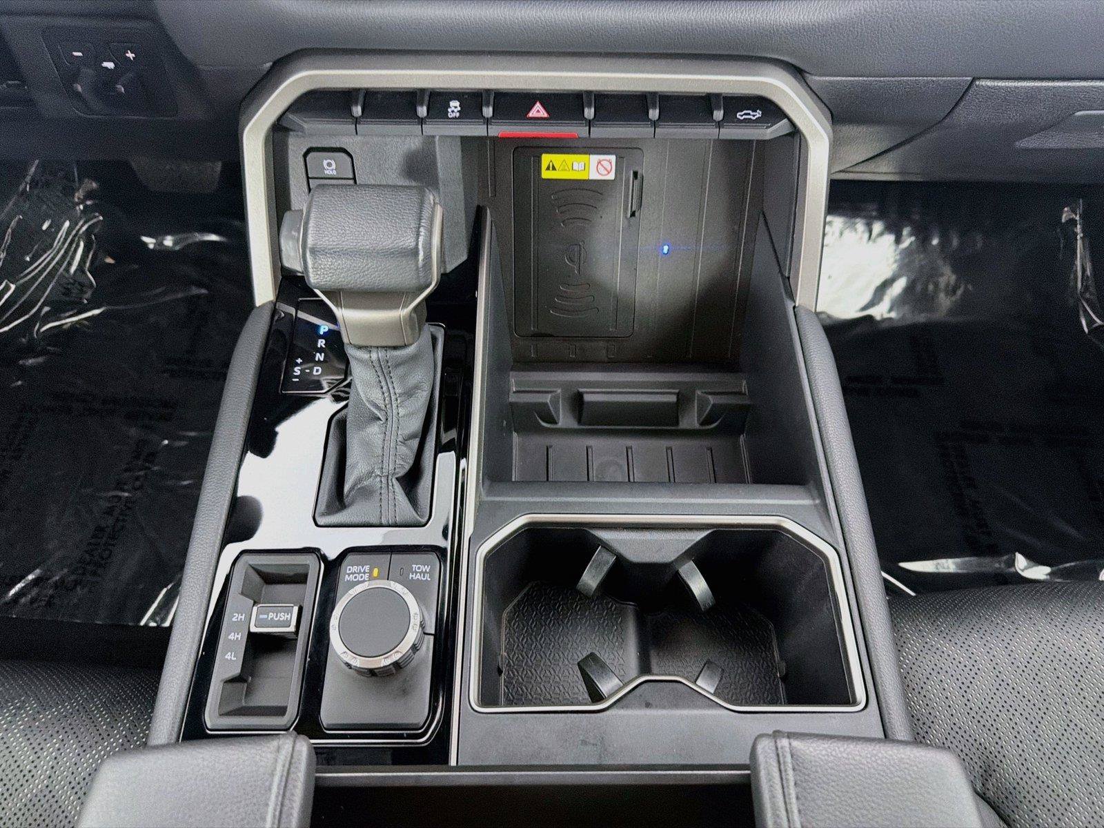 Used 2025 Toyota Tundra Limited w/ Nightshade Package AWD/4WD image 18