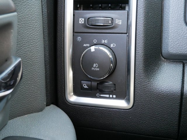 Used 2020 RAM 1500 Warlock w/ Electronics Group AWD/4WD image 25