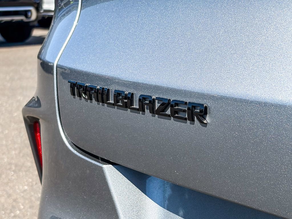Certified 2023 Chevrolet TrailBlazer RS w/ Convenience Package image 11