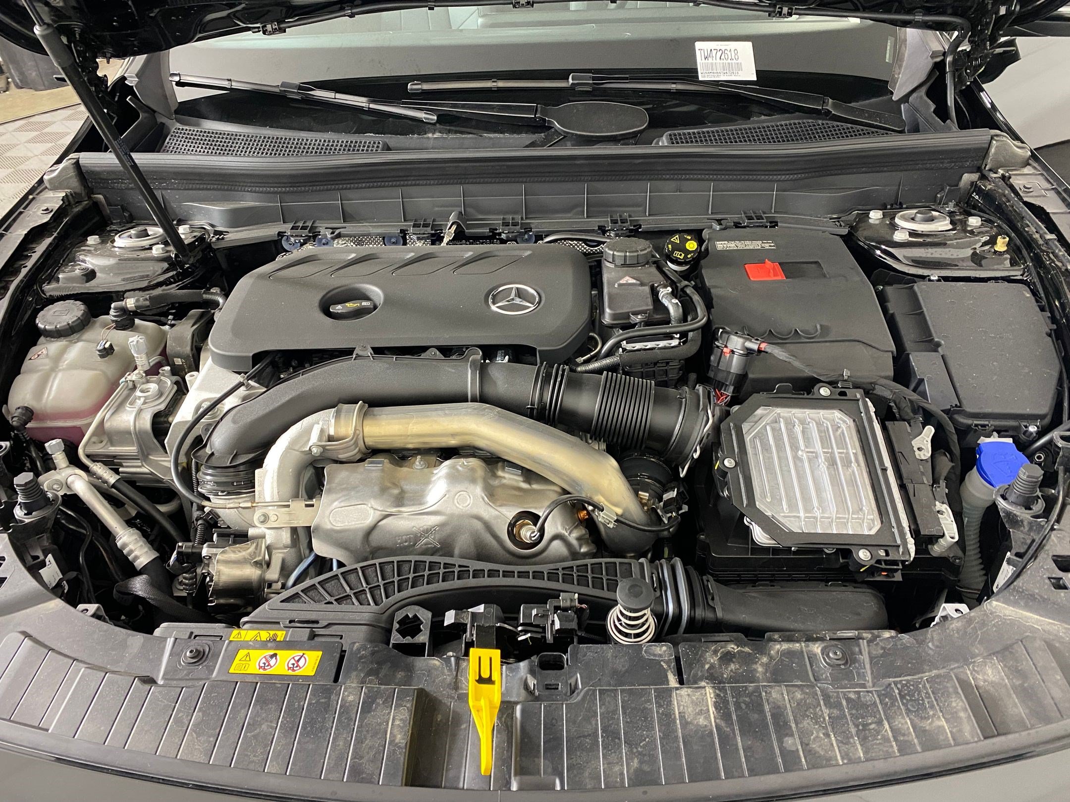 Used 2026 Mercedes-Benz GLB 250 4MATIC image 30