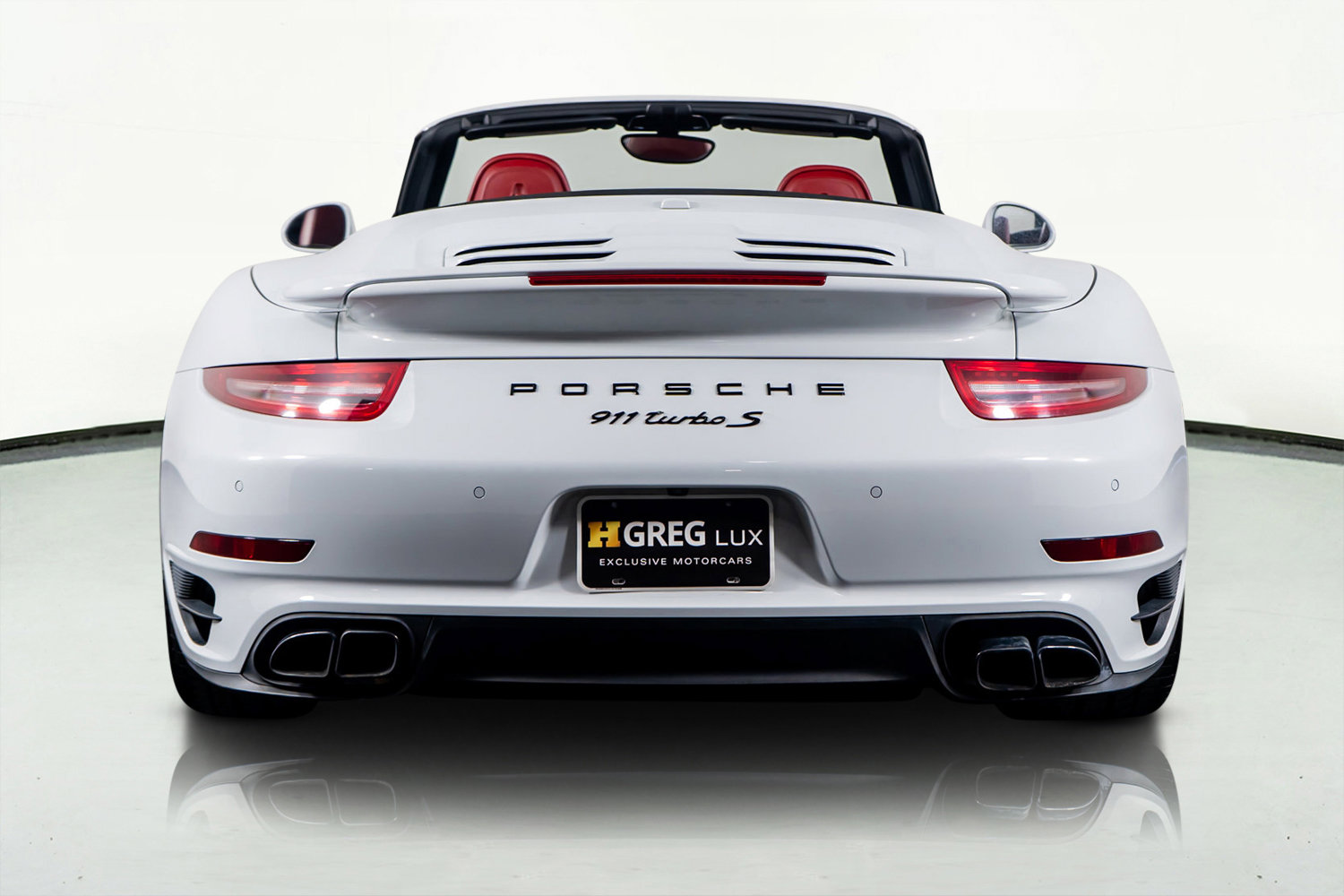 Used 2016 Porsche 911 Turbo S image 9
