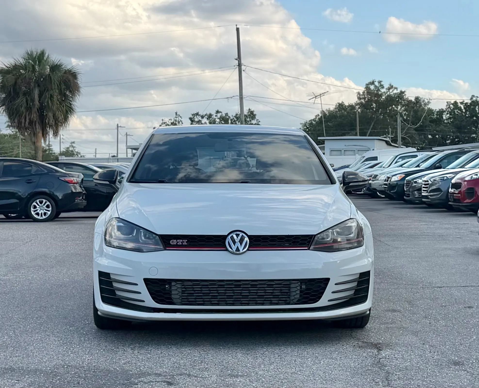 Used 2017 Volkswagen GTI S FWD image 3