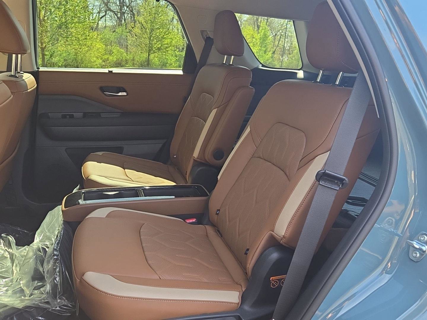 New 2026 Nissan Pathfinder Platinum AWD/4WD image 13