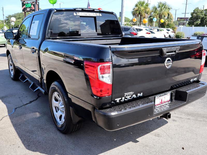 Used 2021 Nissan Titan S w/ S Utility Package image 3