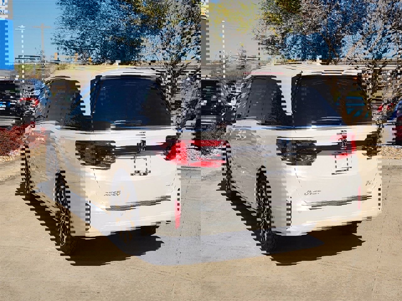 New 2026 Honda Odyssey Elite image 4