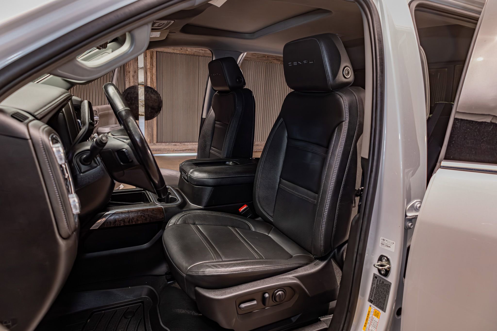 Used 2022 GMC Sierra 2500 Denali w/ Denali Ultimate Package image 24