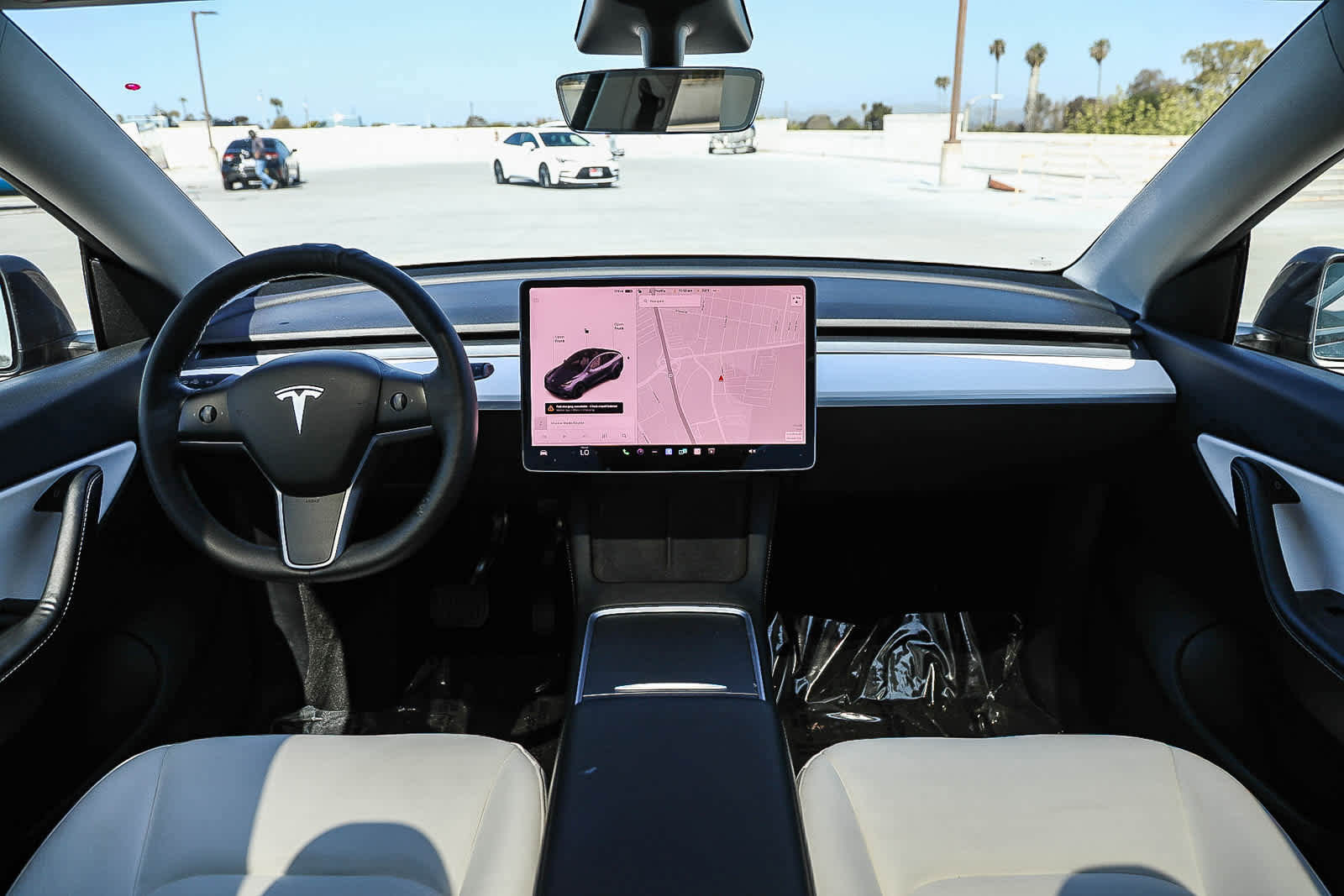 Used 2021 Tesla Model Y Long Range image 12