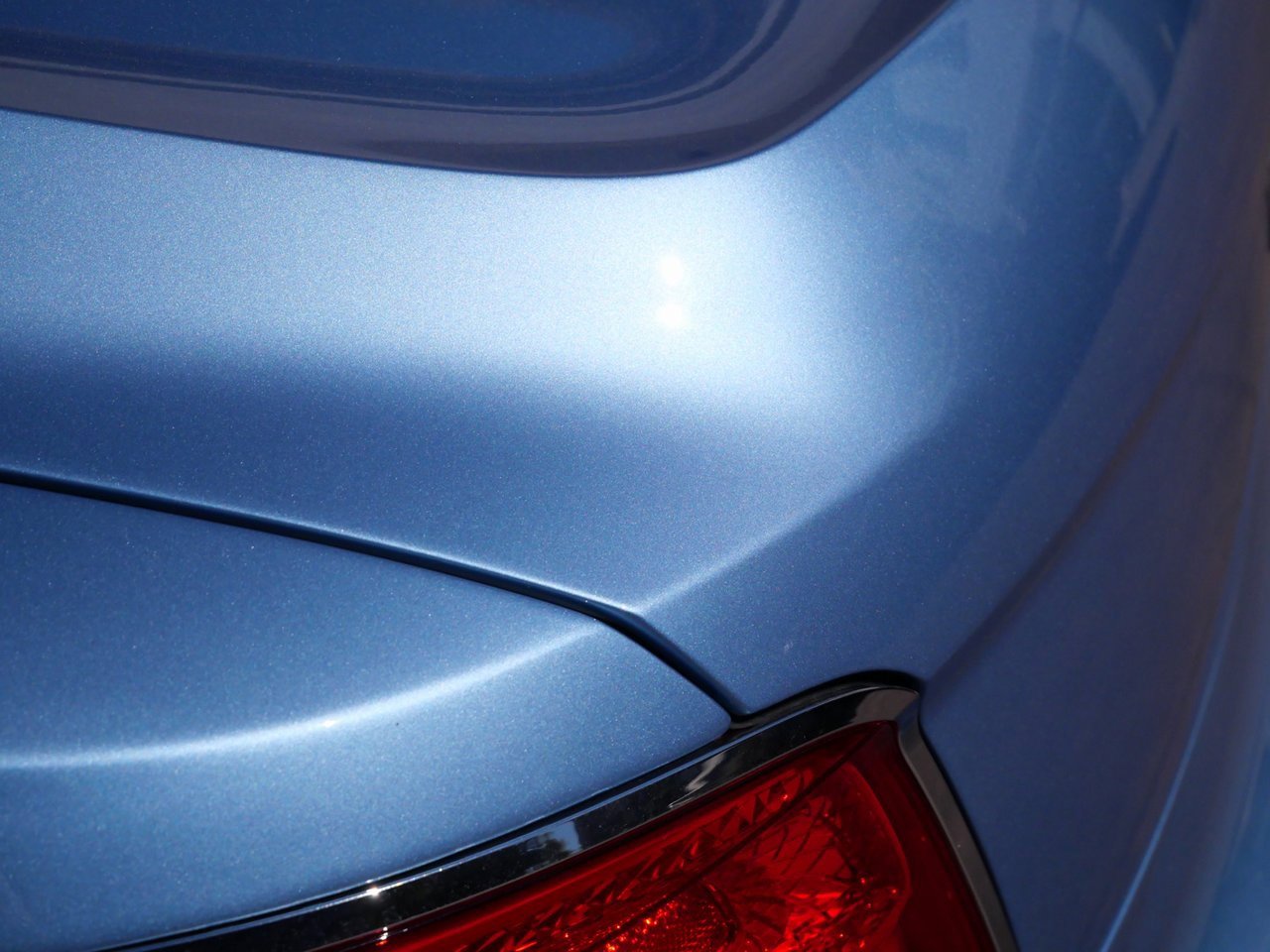 New 2026 Bentley Flying Spur Azure image 7
